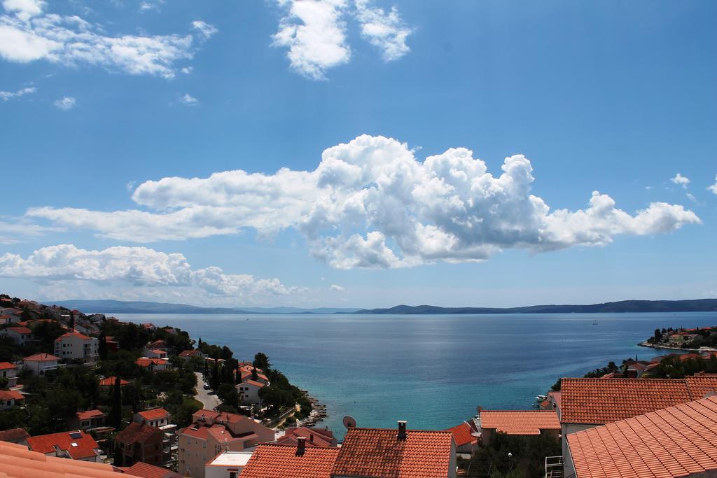 Apartments Horizont Trogir Quarto foto